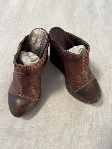 $180 Mark Nason Brown distressed Leather Wedge Mules clogs womens 9 M Italy CC2 - Picture 1 of 9