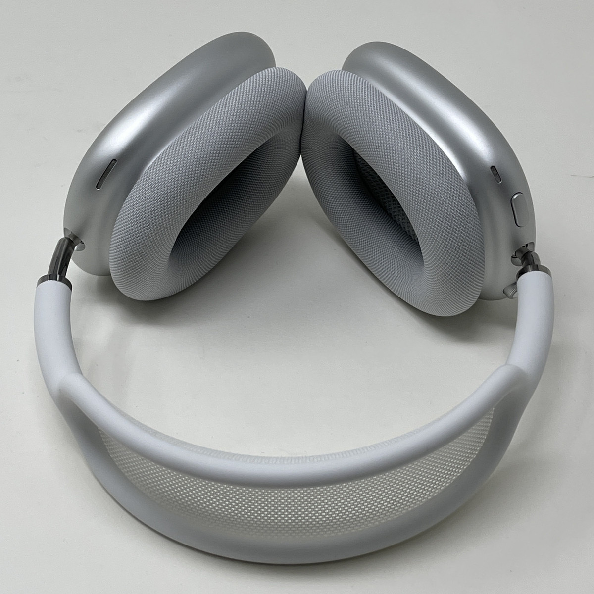 Apple Airpods Max Silver with White A2096 MGYJ3AM/A