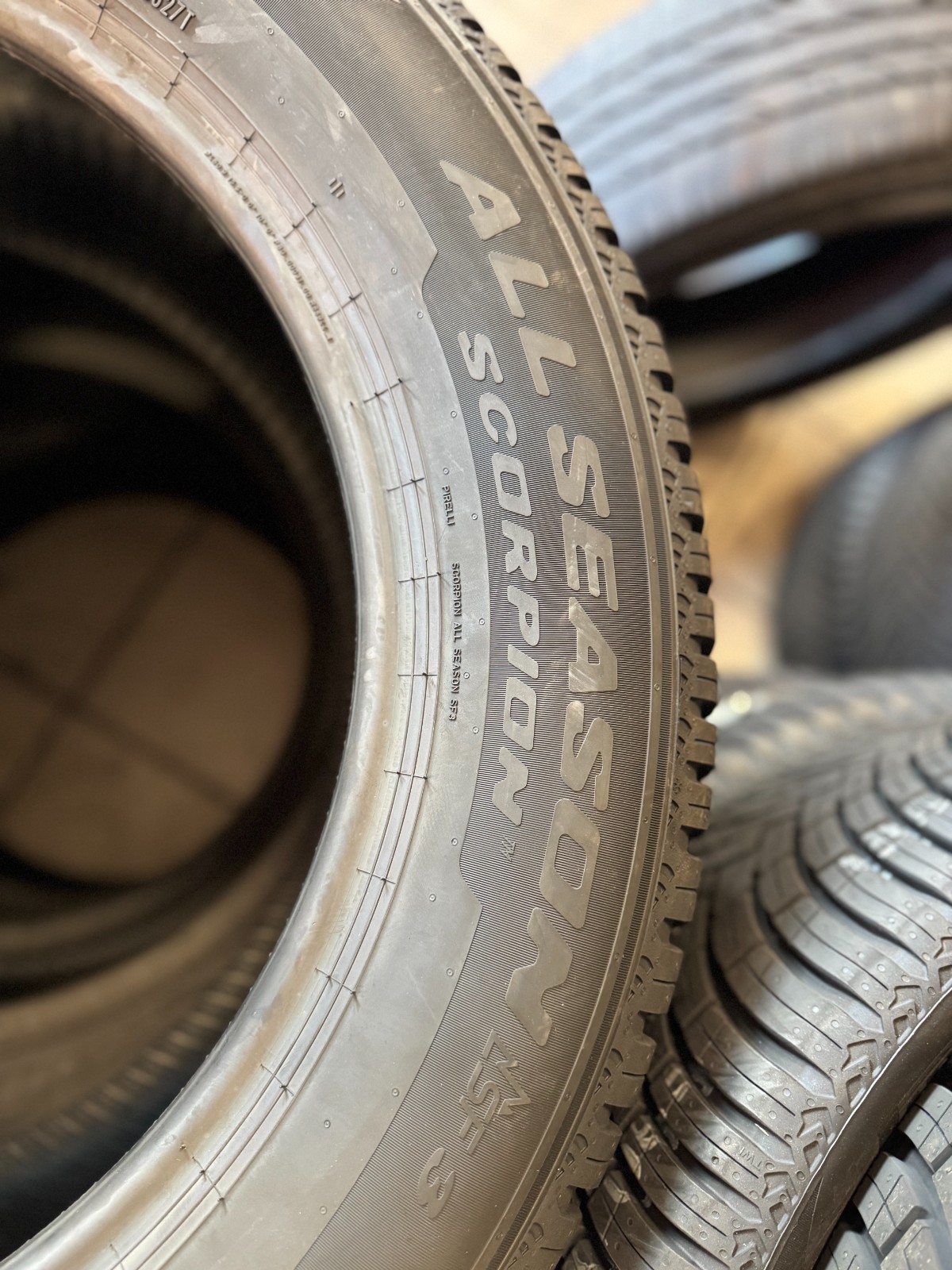 SET 4 PNEUMATICI 235/60 R18 107W PIRELLI SCORPION SF3 GOMME 4 STAGIONI NUOVE M+S foto 4