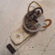 Pompe à essence Nissan PRIMERA