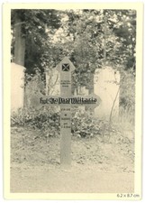 Orig. Foto Grab 168.ID Pionier Offizier in Friedhof SAARBRÜCKEN Burbach 1940