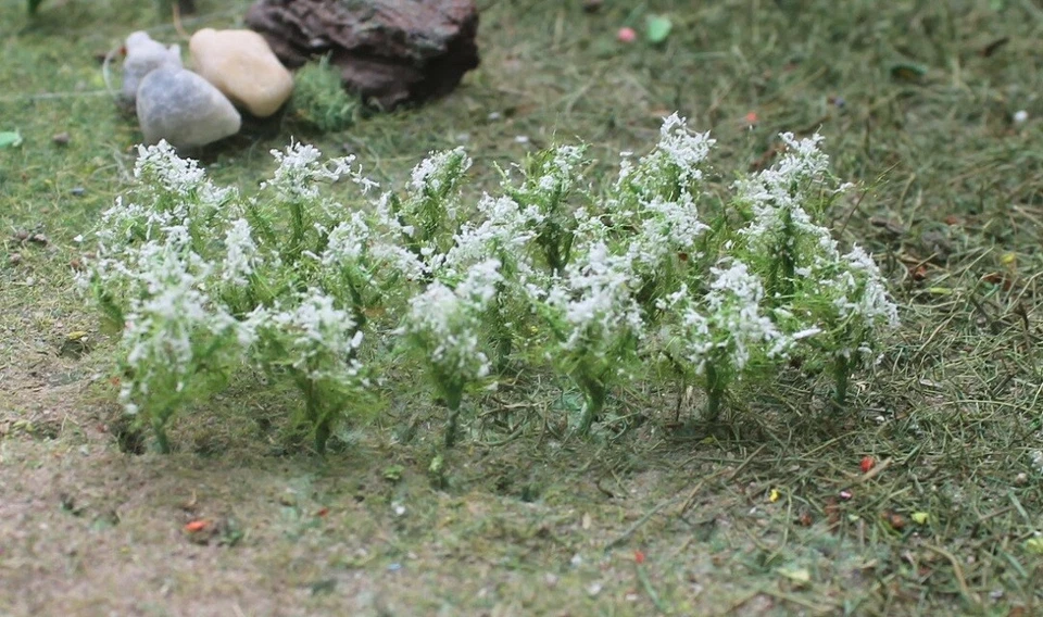 MP SCENERY 32 Cow Parsley N Gauge 1/4" Tall Flower Plants Railroad Farm Layout - Image 2 of 4