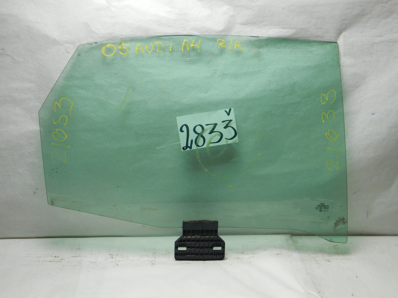 05 06 07 08 Audi A4  4 Door Sedan REAR PASSENGER Side Door Glass USED 2833-V