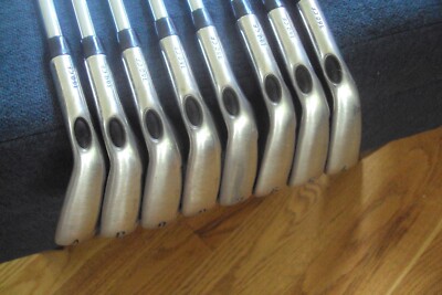 Callaway Steelhead XR irons 4-PW,AW XP105 S300 std length 3up