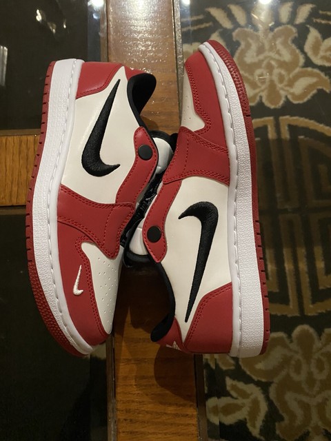 womens air jordan 1 low slip chicago