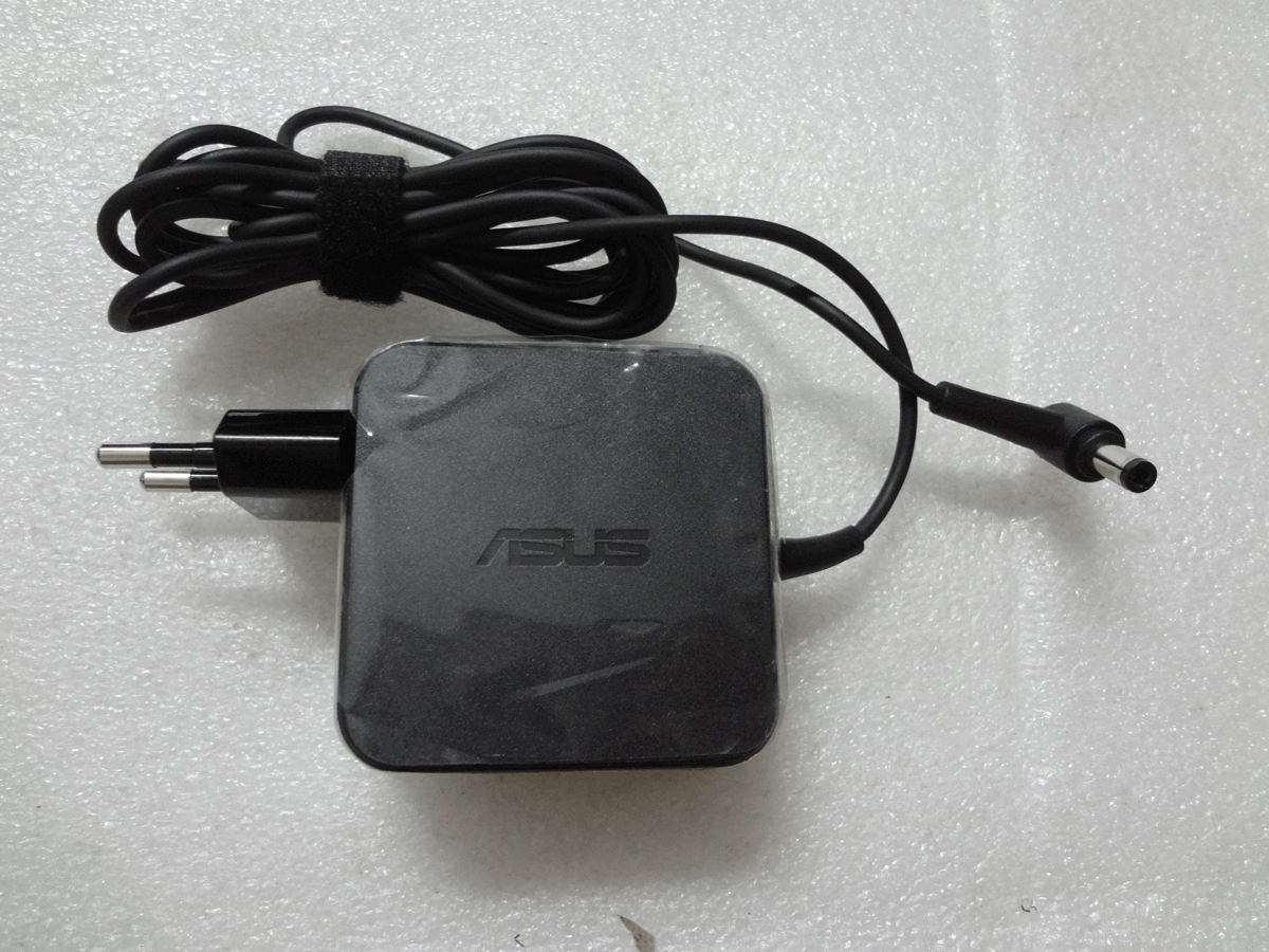 Adaptor Charger Asus D550CA Q501 Q501LA X450JN X450LAV X450LD