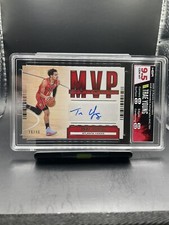 2020-21 contenders mvp contenders autographs trae young /49 hga 9.5