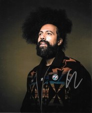 * REGGIE WATTS * signed 8x10 photo * THE LATE SHOW COMEDIAN * 2