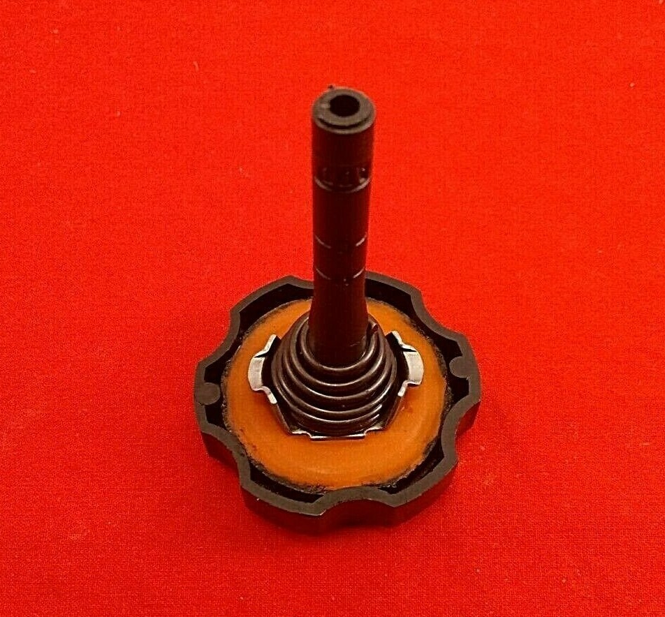 GM POWER STEERING FLUID PUMP RESERVOIR CAP LID DIPSTICK TRAILBLAZER