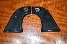 Checkered Buffalo Hornstag Grips For A Ruger New Model Vaquero