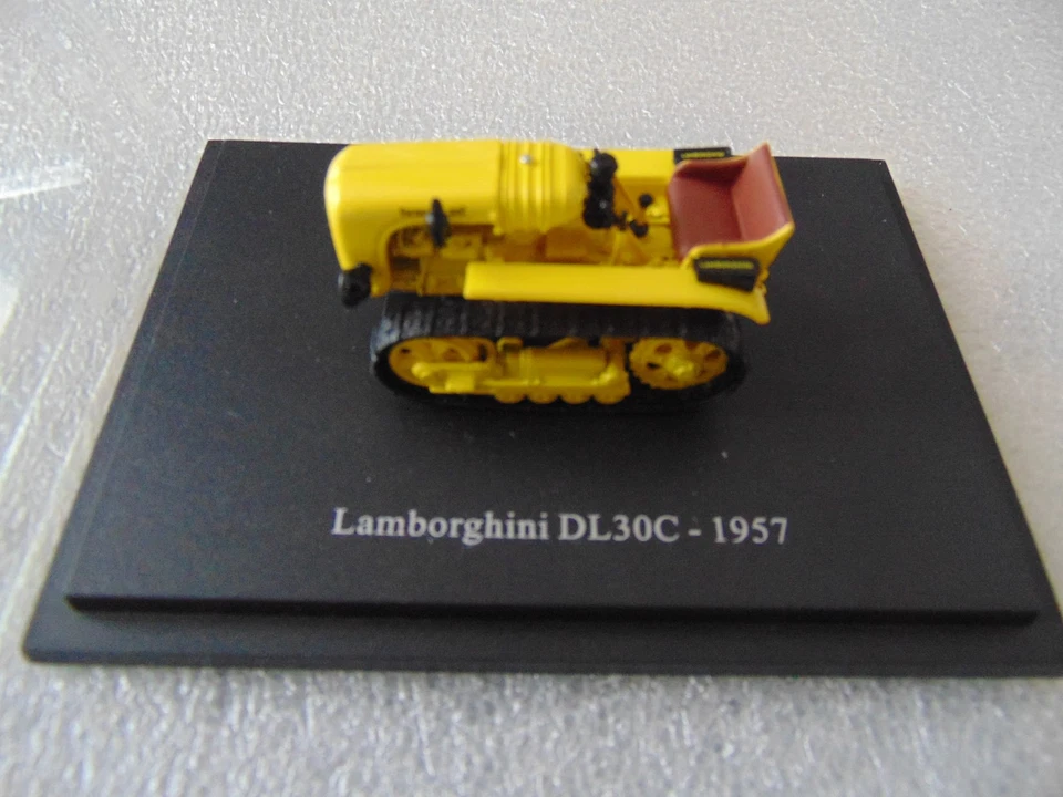 VEHICULE AGRICOLE TRACTEUR LAMBORGHINI DL30C - 1957 - Photo 2/4