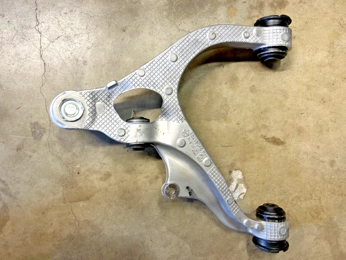 Front Right Lower Control Arm With Ball Joint For Dodge Ram 1500 Classic 4WD