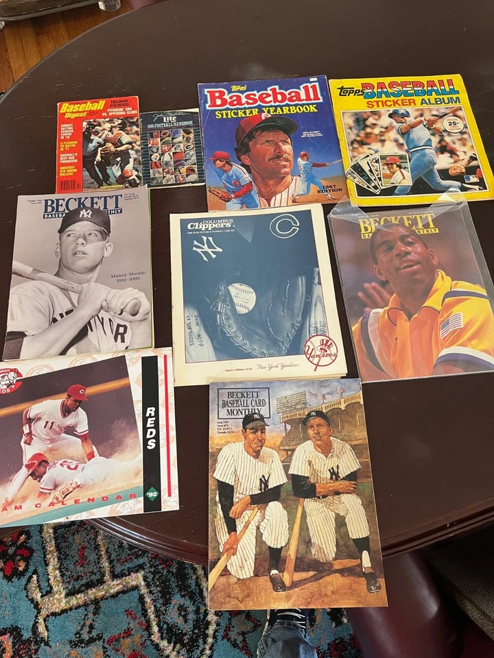 A lot of old Magazines on Baseball, Mickey Mantle, Magic Johnson, Mike Schmidt - Image 4 of 4