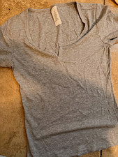 Women's Gray Ribbed Knit V-Neck Short Sleeve Pullover T-Shirt Top Size S