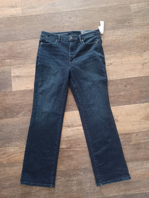 NWT Talbots Jeans Womens 12 Petite Curvy Dark Wash High Waist Barely Boot Cut