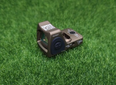 Trijicon Type 2 RMR 3.25 MOA Adjustable LED Red Dot Sight Trijicon Type 2 RMR 3.25 MOA Adjustable LED Red Dot Sight