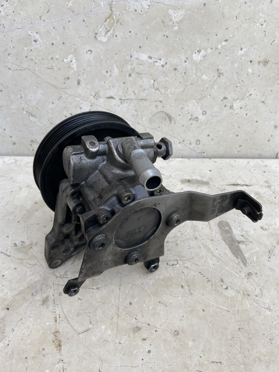 ORIGINAL BMW E90 E91 E92 LCI Servopumpe 6781484 678148401 