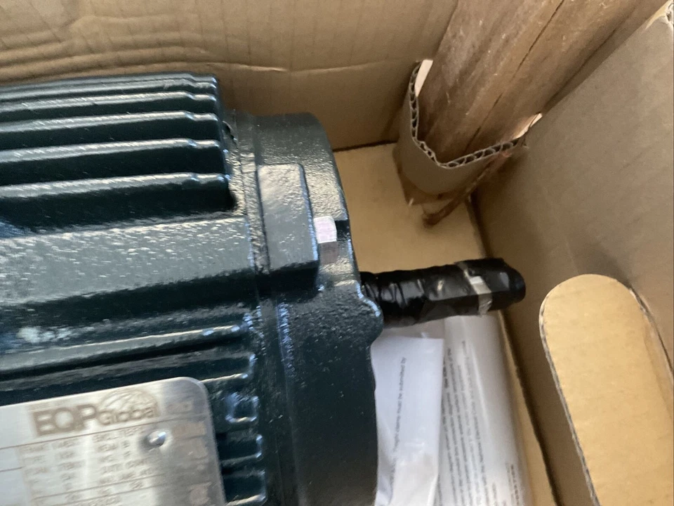 TOSHIBA 0024SDSR41A-P EQP GLOBAL SD MOTOR 3PH 230/460V 6.0/3.0A 2HP 1750RPM - Image 4 of 4