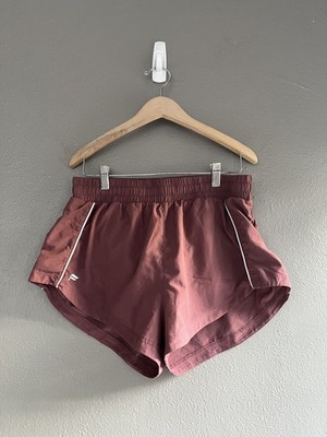 NWT Fabletics Womens Eco Full Speed Run Shorts Moonlight Mauve Reflective Sz M