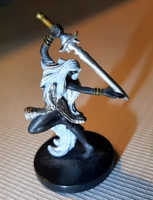  CHAMPION OF EILISTRAEE  46 RARE FIGUR  ARCHFIENDS  WIZARDS 2004  D&D MINIATURES