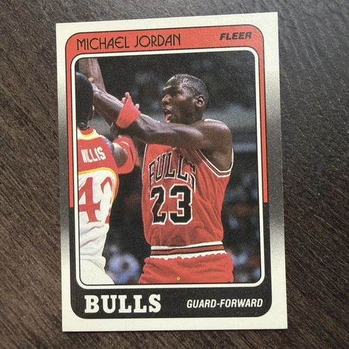 1988 Fleer Michael Jordan #17 Chicago Bulls NBA HOF Vintage Basketball Card