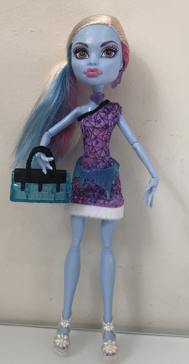 Monster High Scaris: City Of Frights Abbey Bominable Mattel