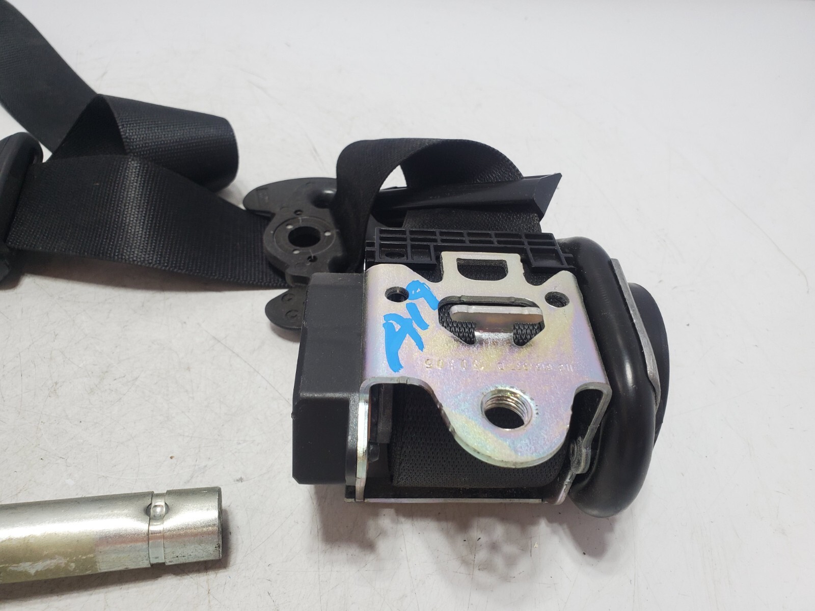 ✅ 14-19 OEM Maserati Ghibli Front Left Driver Side Seatbelt Retractor