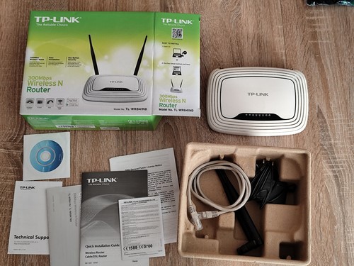 TP-LINK TL-WR841ND 300 Mbps 4-Port 100 Mbps Funk Router Weiß