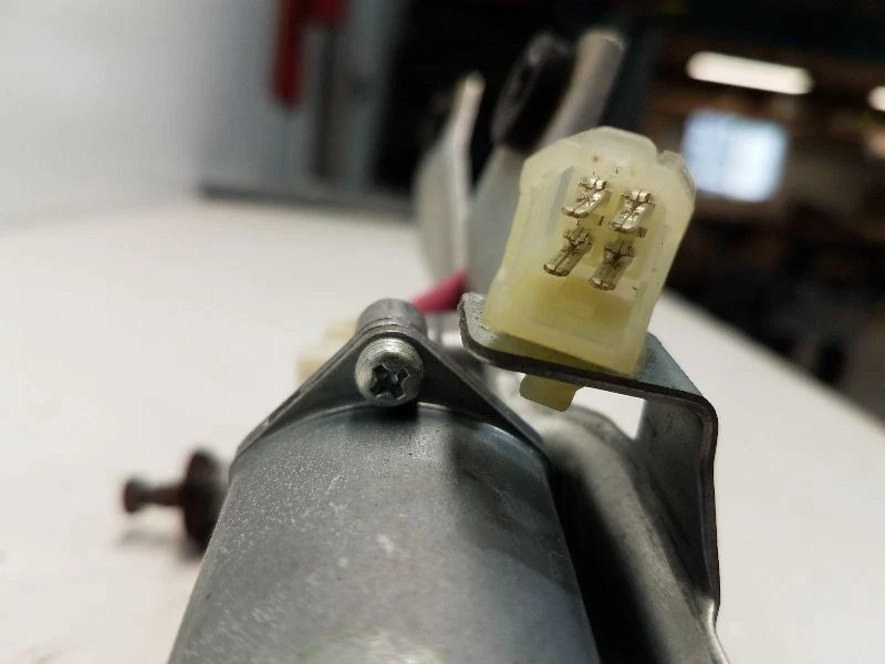 Motor limpiaparabrisas trasero Honda Pilot 2003-08  Foto 4 de 4