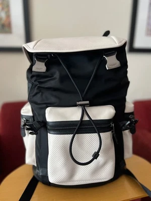 best spacious laptop backpack Pro Executive | USA Made tasking professional indiana fever Model:PGR 823C The smallest boat in