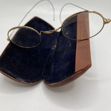 Antique Wire Rim  Windsor  Spectacles Saddle Bridge Gold/ Brass Color with Case