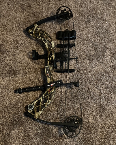 Arc Bowtech Carbon One - Main Droite 70lbs - Longueur 25,5 à 30,5 Pouces - Vert OD