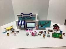 Roblox Adopt Me Pet Shop Celebrity Collection Play Set.