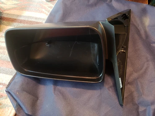 FO1321243 PASSENGER SIDE DOOR MIRROR 05 - 09 Ford Mustang GT - Outer Shell Only