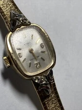 Waltham 17Jewel Mechanical Gold Tone Wind-Up Woman Lock Clasp Vtg GF? Wristwatch