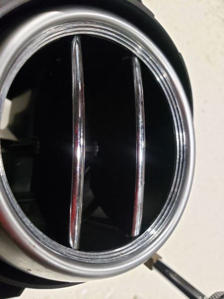 2005 Bentley Continental GT - Dash Left Side Air Vent - OEM 3W0819061