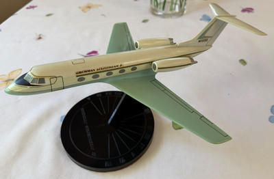 PRECISE GRUMMAN GULFSTREAM II DESKTOP DISPLAY MODEL