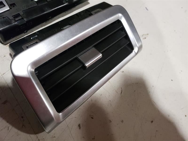 Bentley Continental Flying Spur 2006-2010 Right Pillar