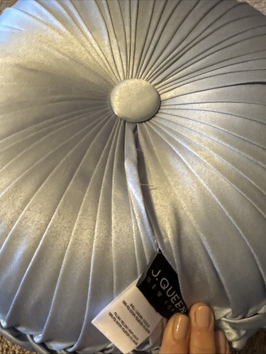 J. Queen New York Liana getuftetes rundes Kissen 15 Zoll Akzent Dekokissen dekorativ - Bild 5 von 7