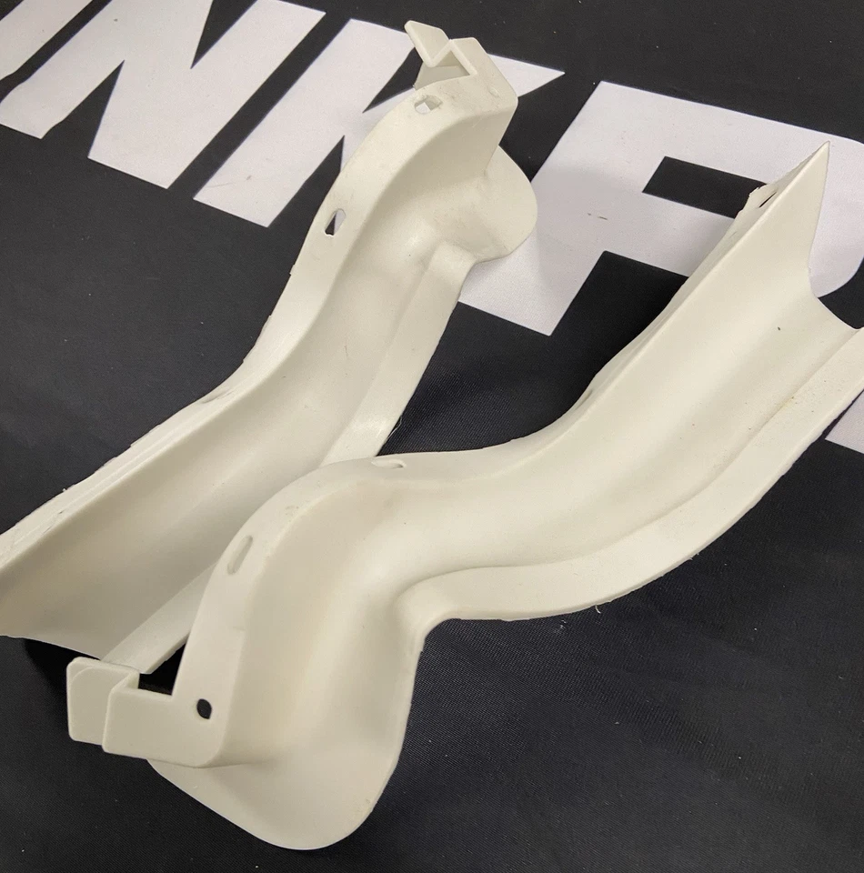 Chevrolet Caprice 1974 Chevrolet Impala parachoques trasero rellenos laterales nuevo par Foto 4 de 4