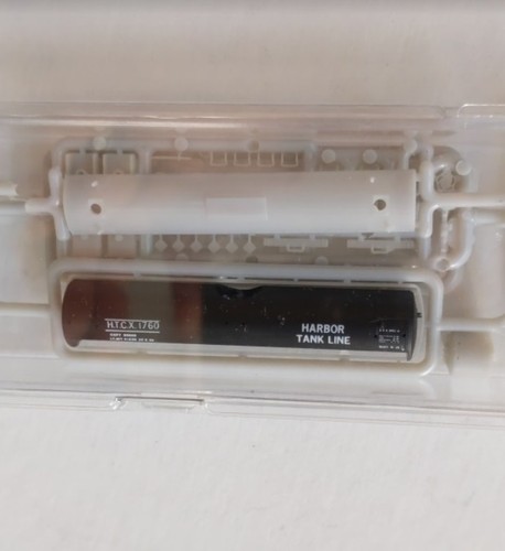InterMountain N HTCX #1760 Harbor Tank Line Tank Container Kit Sin Whls/Cplr | Zustand: New