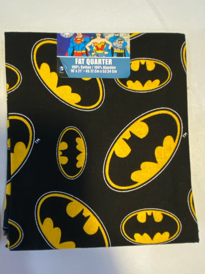 2 FAT QUARTER  BATMAN LOGO  SUPERHERO  DC COMICS  100% COTTON FABRIC CAMELOT  FQ - Image 2 of 4