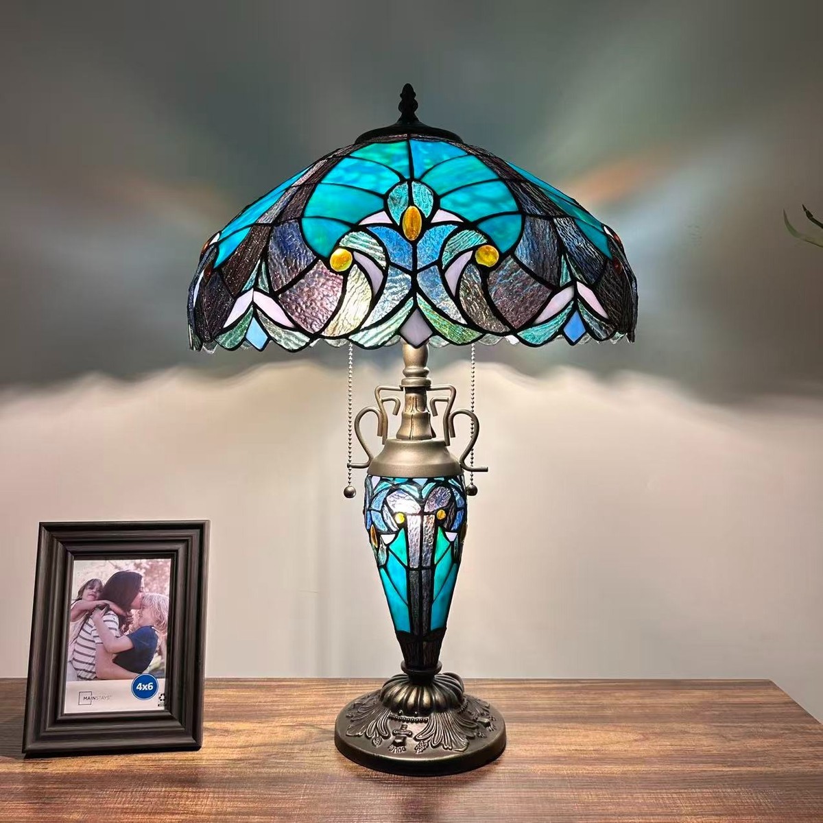Tiffany Style Table Lamp Green Stained Glass Liaison Mother
