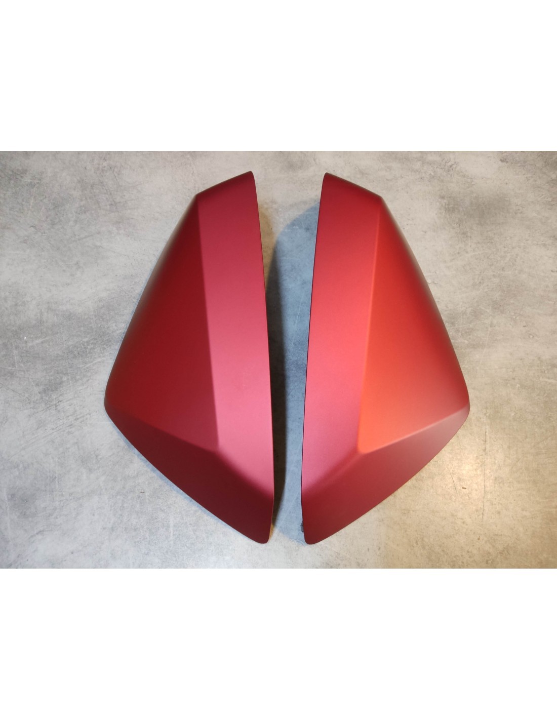 Top case de rechange rouge occasion pour réparer scooter Forza 125