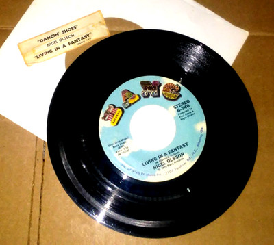 NIGEL OLSSON Dancing Shoes/Living In A Fantasy BANG 45 RPM L@@K!