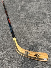 Anaheim Ducks Collecting and Fan Guide 83