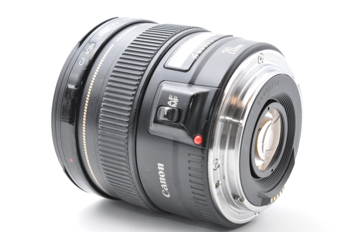 Near Mint Canon EF 20mm f/2.8 USM Ultrasonic Wide Angle Prime AF