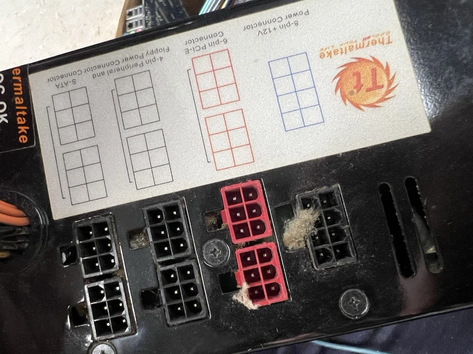 Thermaltake 700w Power Supply W0106RU - Image 3 of 4