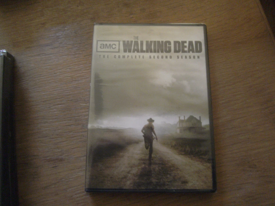 3 Walking Dead 3 Complete Seasons 1 2 3 Brand new DVD - Image 4 of 4