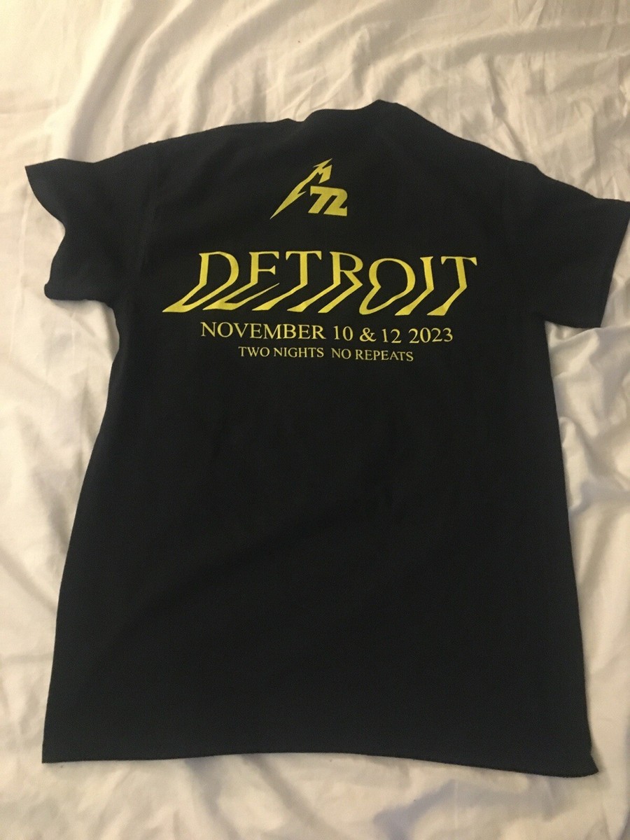 2023 11/10 Official Metallica Detroit Shirt Large Tour Ford Field